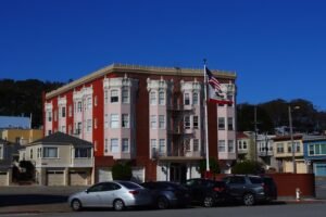 Short-Term Rentals vs. Hotels